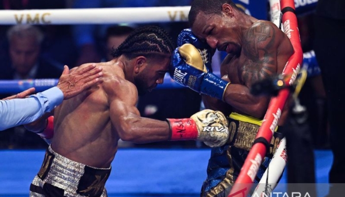 muratalla-menang-angka-atas-conceicao-untuk-pertahankan-sabuk-ibf