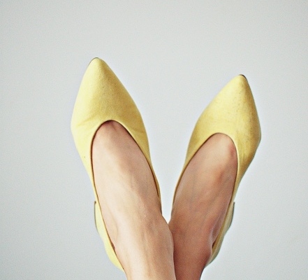stylish!-ini-6-model-flat-shoes-yang-nyaman-untuk-dipakai