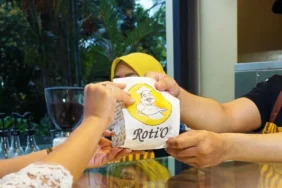 sadar-nggak,-hampir-tiap-stasiun-kereta-punya-outlet-roti-o,-ternyata-ini-alasannya