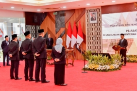 menteri-esdm-bahlil-lahadalia-lantik-mawardi-nur-sebagai-kepala-bpma
