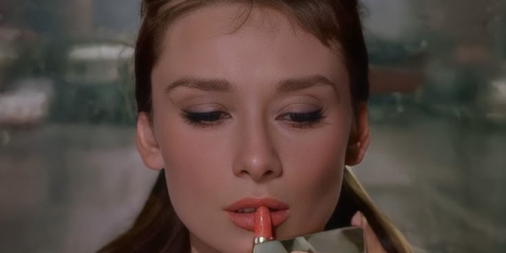 6 Lipstik Ikonis yang Tetap Jadi Favorit Hingga Kini
