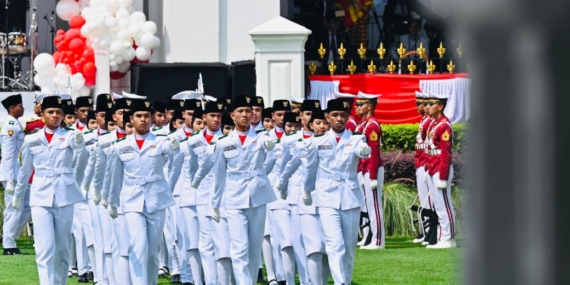 Jelang HUT RI, Songkok BHS dan Atlas Edisi Paskibraka Kembali Hadir