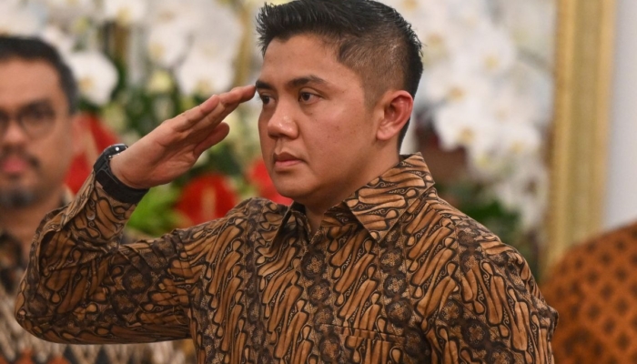 survei-ipo:-seskab-teddy-salah-satu-menteri-terbaik-kabinet-prabowo