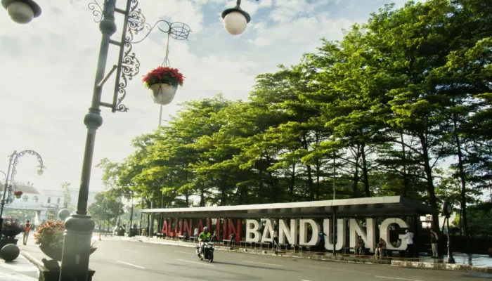 sebagai-orang-sunda,-jujur-saya-iri-banget-sama-orang-jawa