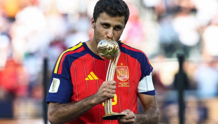 bursa-transfer:-rodri-resmi-ke-barcelona-atau-bertahan-di-city?
