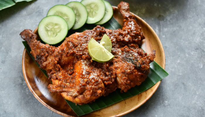 di-balik-ayam-taliwang,-hidangan-ikonik-lombok-yang-kaya-rempah-dan-cerita