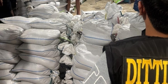 Bareskrim dan Polda Babel Gagalkan Penyelundupan 28 Ton Pasir Timah ke Malaysia