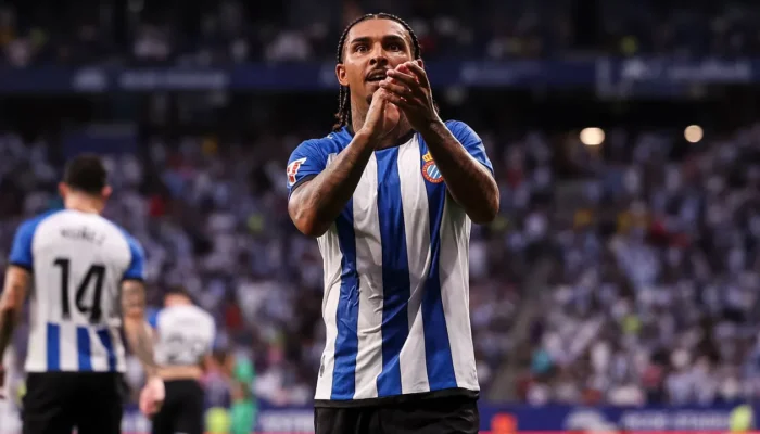 tyrhys-dolan-bahagia-bantu-espanyol-habisi-levante