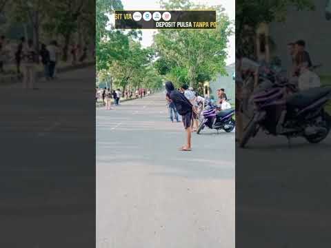 Sore liaran berujung kecelakaan. Bagaimana Menurut Kalian?, Komentar Dibawah Ini.  #dragbike