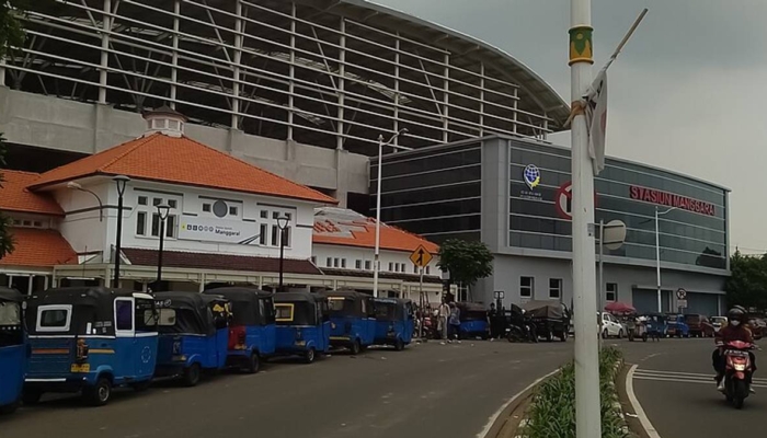 menengok-stasiun-manggarai-yang-pernah-jadi-saksi-pindahnya-ibu-kota-ri-ke-yogyakarta