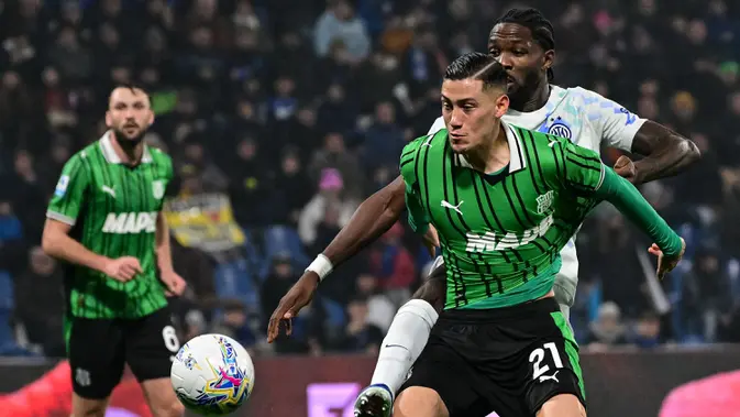 jay-idzes-dan-sassuolo-ucapkan-dirgahayu-ri-ke-81-dari-italia,-kieron-bowie-turut-menyapa