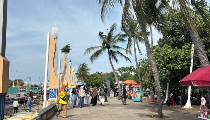 46.700-orang-padati-kawasan-wisata-ancol-saat-hut-ke-81-ri