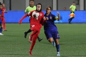 bungkam-yordania,-thailand-menyusul-garuda-pertiwi-ke-semifinal-srikandi-merdeka-cup