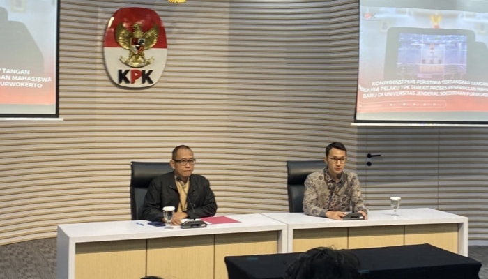rektor-dan-warek-unsoed-jadi-tersangka-suap-maba-kedokteran