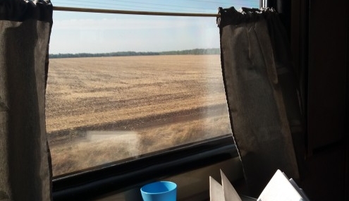 7 Tips Naik Kereta Saat Travelling Nyaman