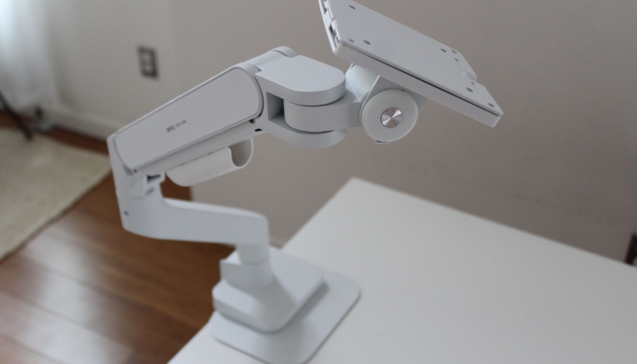 the-4-best-monitor-arms-to-clear-up-your-desk-space-(2026)