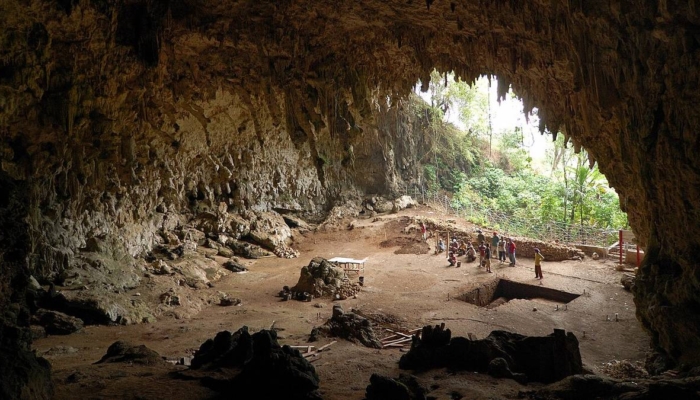 liang-bua-manggarai,-gua-tempat-ditemukannya-manusia-hobbit-berusia-190.000-tahun