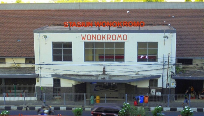 stasiun-wonokromo:-gerbang-selatan-surabaya-yang-jadi-saksi-bisu-tragedi-“gerbong-maut”