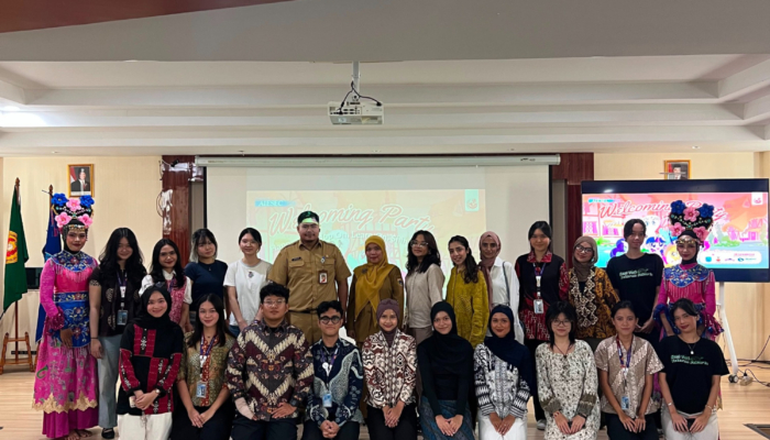 generasi-muda-global-bersatu,-aiesec-in-upnvj-hadirkan-ruang-kolaborasi-melalui-happy-bus