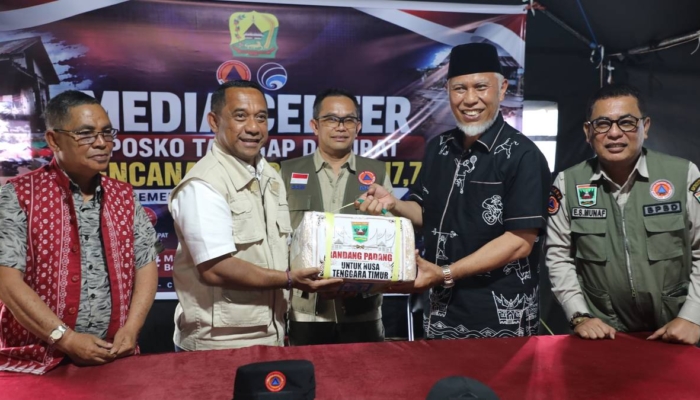 2,2-ton-rendang-sumbar-dikirim-untuk-korban-gempa-ntt,-bnpb-pastikan-bantuan-sampai
