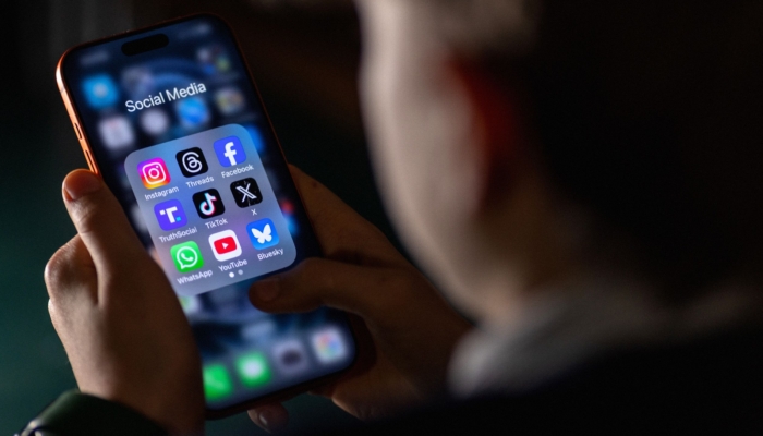 the-meta-settlement-will-put-limits-on-instagram-for-teens.-they’re-still-vulnerable