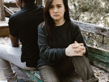 6 Tips Mencegah Silent Treatment Saat Berantem