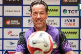 bri-super-league-2026/2027:-jean-paul-van-gastel-minta-persaingan-di-skuad-psim-lebih-ketat