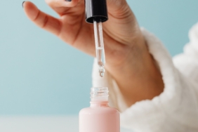lebih-kencang!-ini-5-rekomendasi-serum-anti-aging-terbaik
