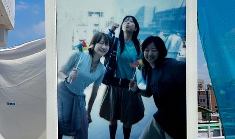 A Day With Marketer & Artist Yung: An Analogue Day with Friends on the Lomo’Instant Automat