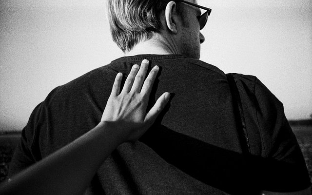 between-life-and-art,-between-photography-and-love:-nur-aishah-kenton’s-analogue-photography