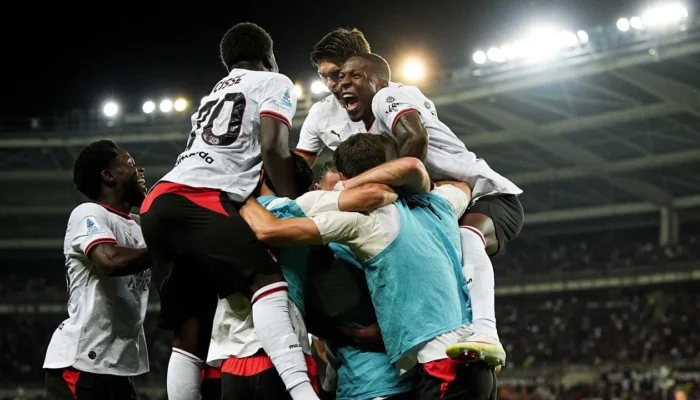 ac-milan-bidik-duo-manchester-untuk-lengkapi-bursa-transfer