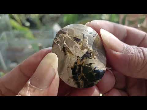 GEMSTONE REACTION #1: RUNGKAD BERSAMA LUKISAN DALAM AKIK
