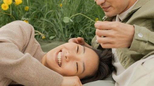 Romantis! Ini Berbagai Pasangan Zodiak Terbaik yang Serasi