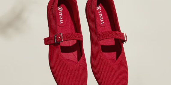 Stylish! Ini 6 Rekomendasi Flat Shoes yang Empuk