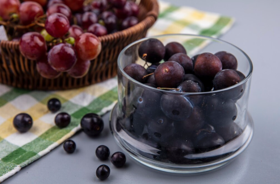 konsumsi-anggur-dan-blueberry-efektif-turunkan-risiko-penyakit-jantung