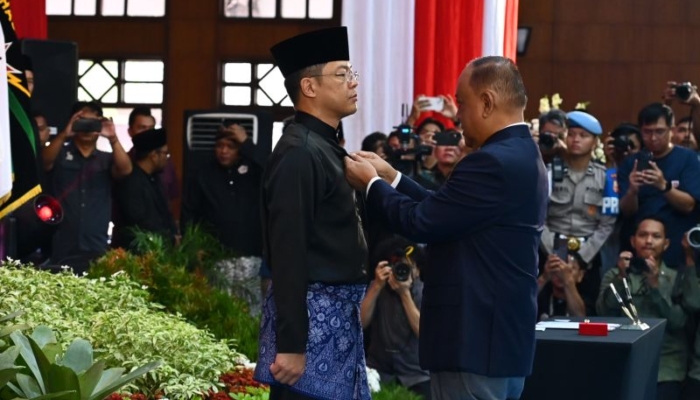 sugiono-serukan-lanjutkan-perjuangan-prabowo-bangun-pencak-silat