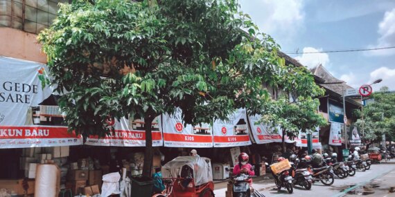 Cuaca Panas Bikin Pendapatan UMKM Turun, Begini Solusi dari Pakar UGM