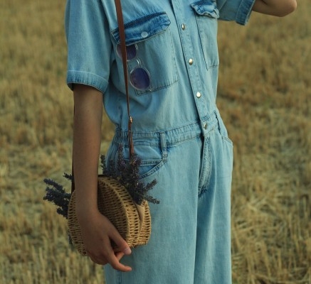 6-inspirasi-outfit-denim-untuk-tampilan-kasual-yang-stylish