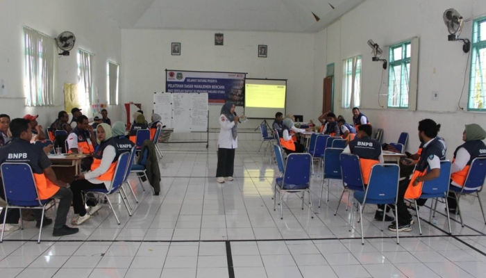 bnpb-siapkan-sekolah-rakyat-ternate-hadapi-bencana,-40-peserta-digembleng
