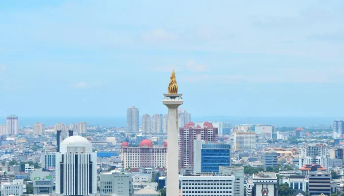 saya-tidak-kagum-dengan-gedung-pencakar-langit-di-jakarta,-tapi-transportasi-umumnya