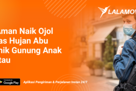 tips-aman-naik-ojol-saat-hujan-abu-vulkanik