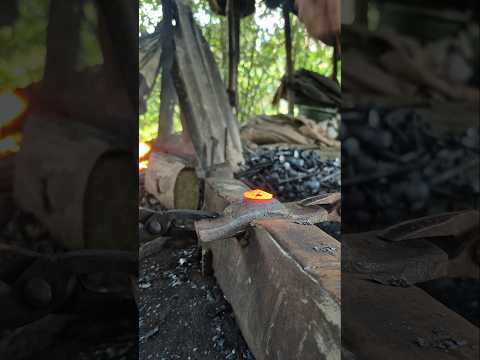 The Master of Fire: Witness Asia’s Most Incredible Blacksmithing Skills.📍