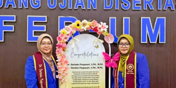 Kompaknya Sampai Ngejar Disertasi, Durinda dan Durinta Sama-Sama Jadi Doktor Walaupun Beda Riset