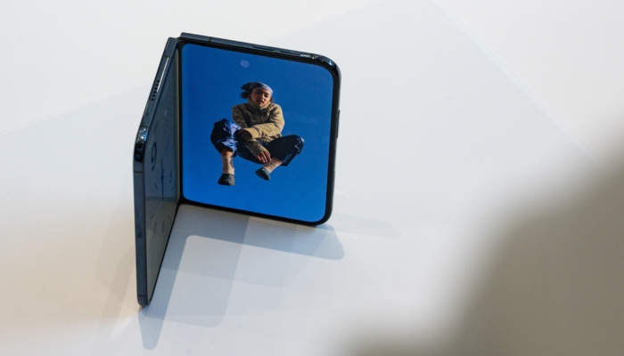 what’s-the-best-iphone-to-buy-or-avoid-right-now?-(2026)
