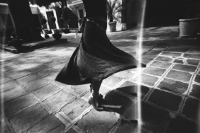 one-camera,-two-film-stocks:-julia-dimitrova-creates-memories-with-the-lomoapparat