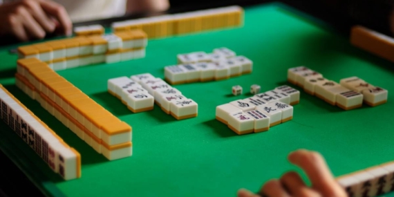 Habis Padel Terbitlah Mahjong: Permainan “Orang Tua” yang Sekarang Populer di Kalangan Muda