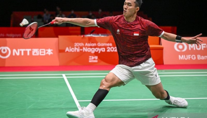 jonatan-kembali-gagal-sumbang-poin-pembuka-baregu putra-bulu-tangkis