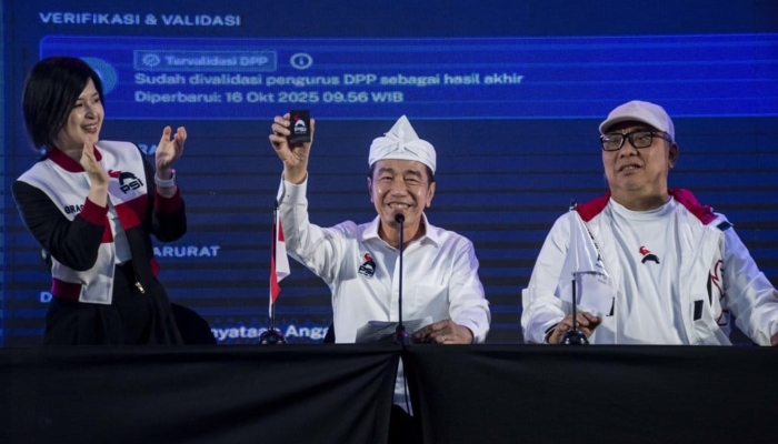 jokowi-jadi-kader-psi,-grace-natalie:-soal-jabatan-tunggu-beliau