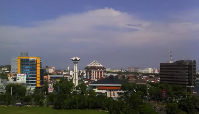 6-hal-“aneh”-cfd-simpang-lima-semarang-yang-membuatnya-menarik-untuk-didatangi
