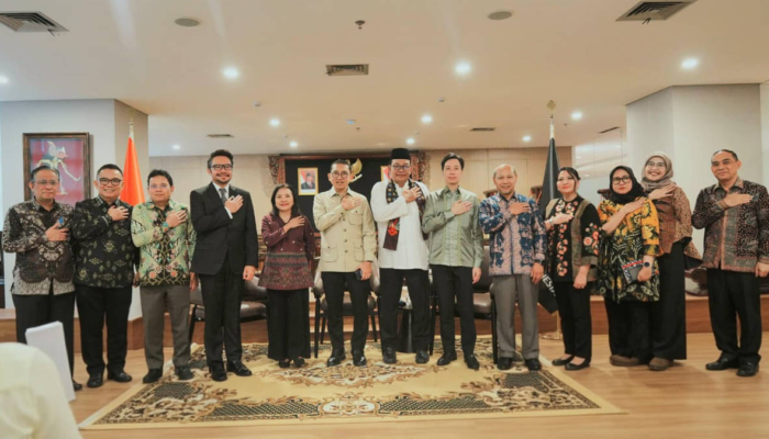 tari-zapin-diusulkan-ke-unesco,-kenali-sejarah-dan-keunikannya